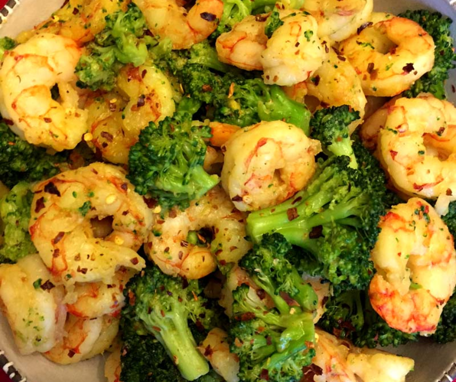 Broccoli and Shrimp Scampi: A Balanced Meal with Broccoli and Shrimp Scampi